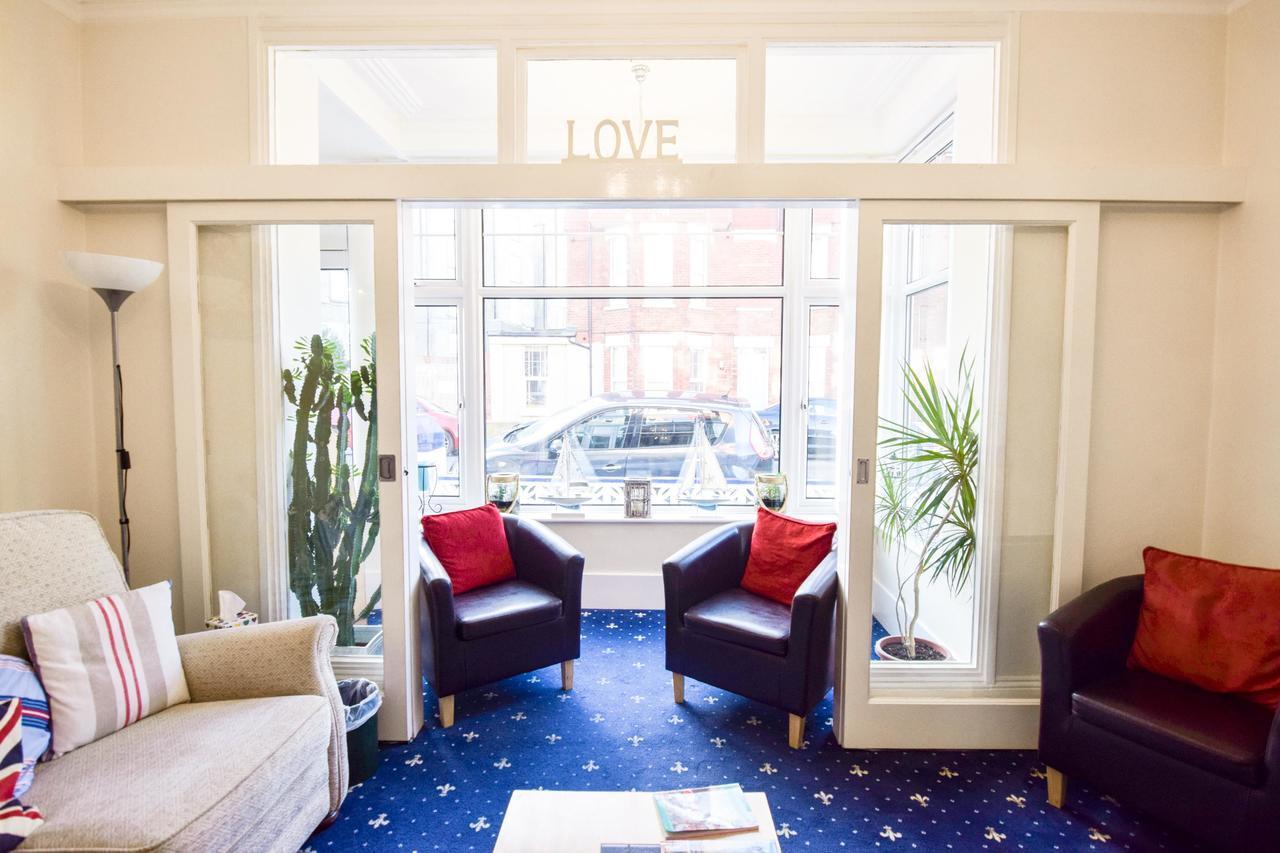 Eastbourne Reymar Bed & Breakfast Ngoại thất bức ảnh